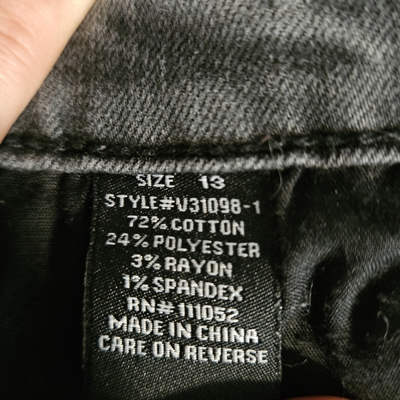 Vanilla Star Jean shorts Size 13 - Picture 3 of 5